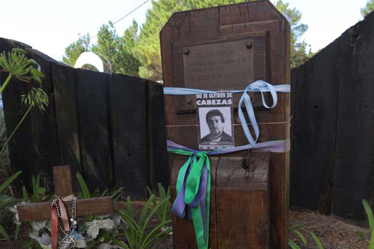El asesinato de José Luis Cabezas fue recordado hoy en Pinamar por familiares y amigos del reportero gráfico