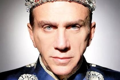 El asesor del Miss Universo compartió un extenso comunicado en sus redes sociales para explicar su salida del certamen (Instagram/@zardelabelleza)