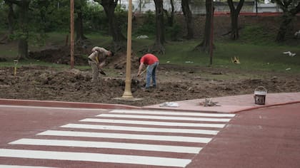 El asfalto y las veredas serán rojos