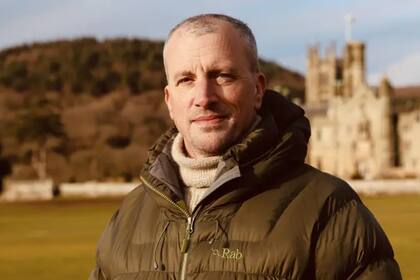 El asombroso descubrimiento de una enorme villa romana enterrada a menos de un metro de la superficie.