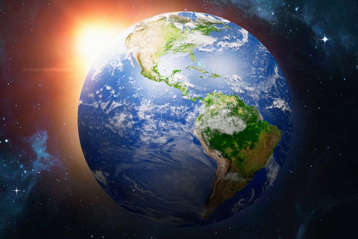 El asteroide pasará a una distancia lunar de la Tierra el 3 de septiembre (Foto de carácter ilustrativa: Freepik)