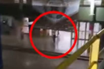 El atacante comenzó a disparar contra los alumnos