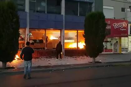 El ataque a la redacción del diario El Chubut