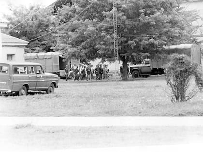 El ataque del ERP al Regimiento 10 de Caballería Blindada de Azul, el 19 de enero de 1974, en el que fue secuestrado el teniente coronel Jorge Roberto Ibarzábal, asesinado tras diez meses de cautiverio