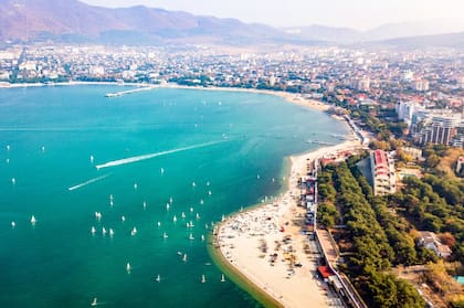 El ataque ocurrió en Arkhipo-Osipovka, una localidad turística que forma parte del complejo vacacional de Gelendzhik, en la región rusa de Krasnodar.