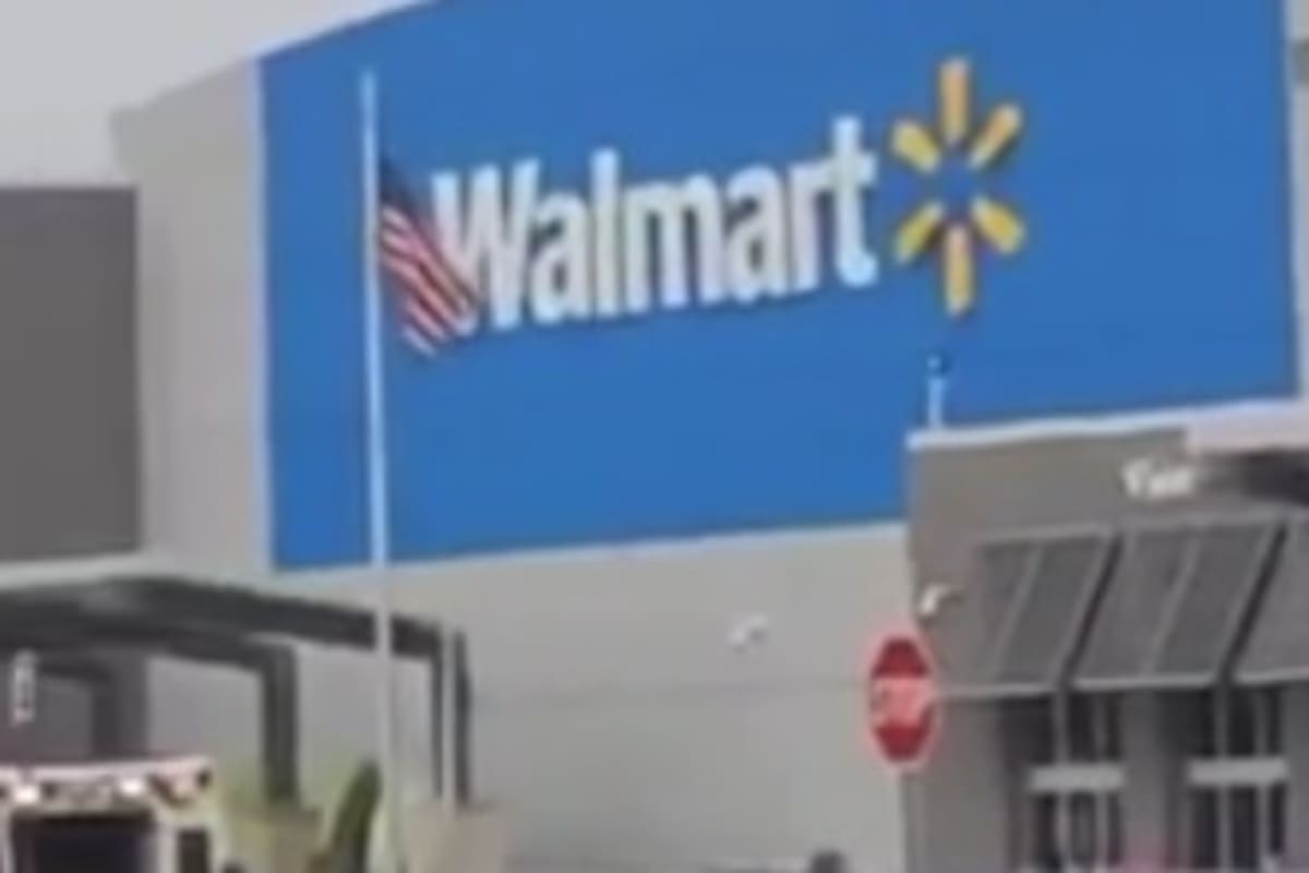 El ataque ocurrió en el interior de un supermercado de la cadena Walmart