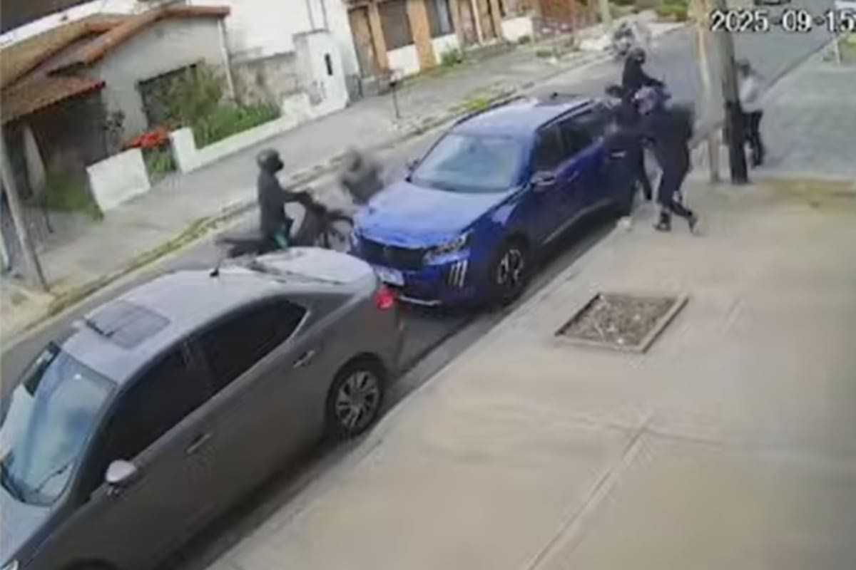 El ataque ocurrió en Ramos Mejía a plena luz del día