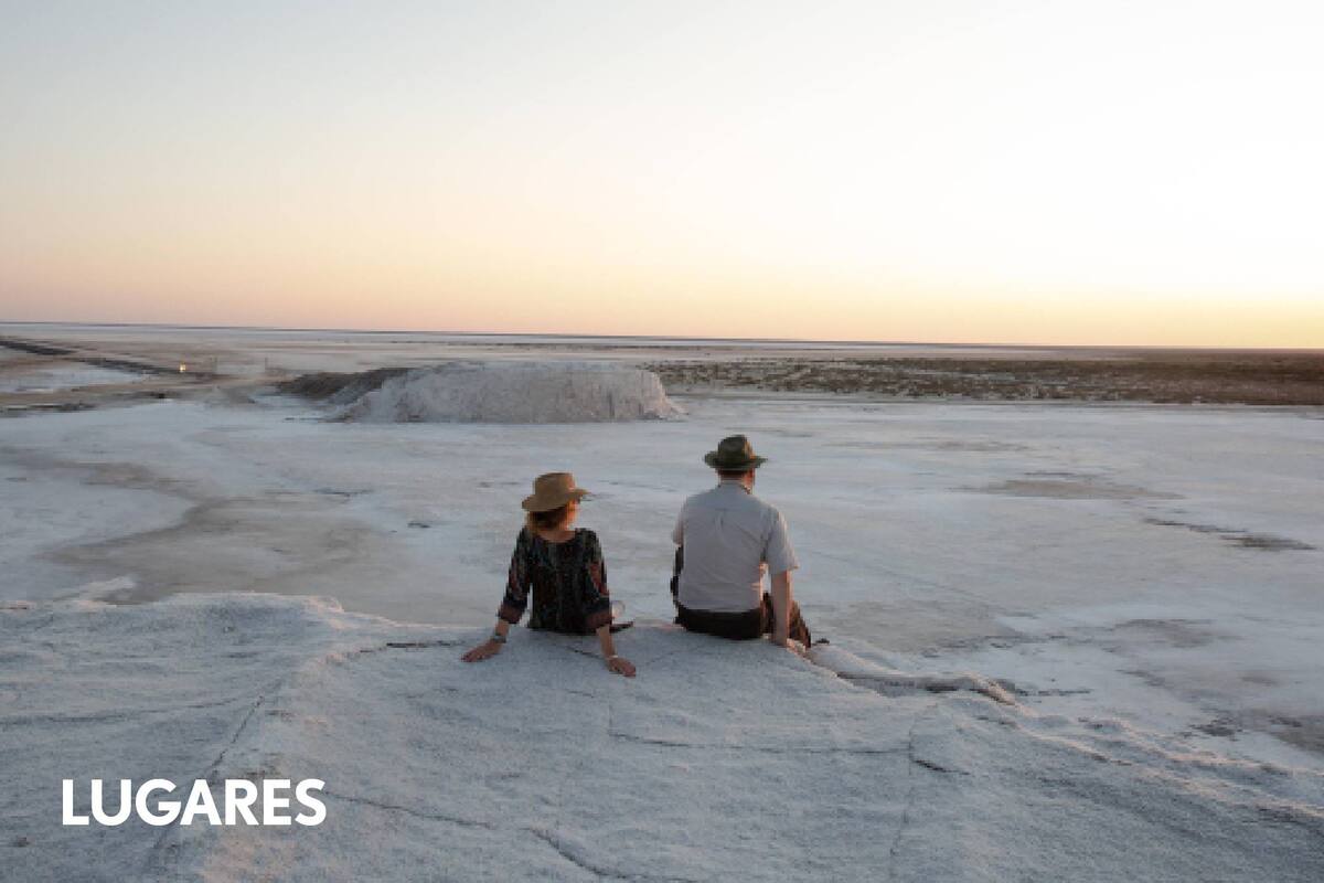 El atardecer es el mejor momento del día para visitar el salar.