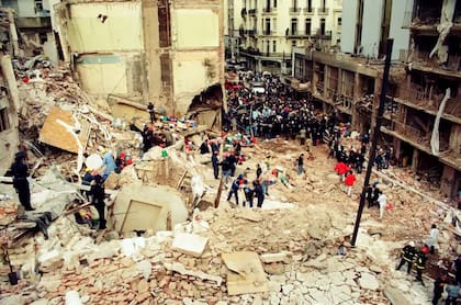 El atentado en la AMIA causó la muerte de 85 personas