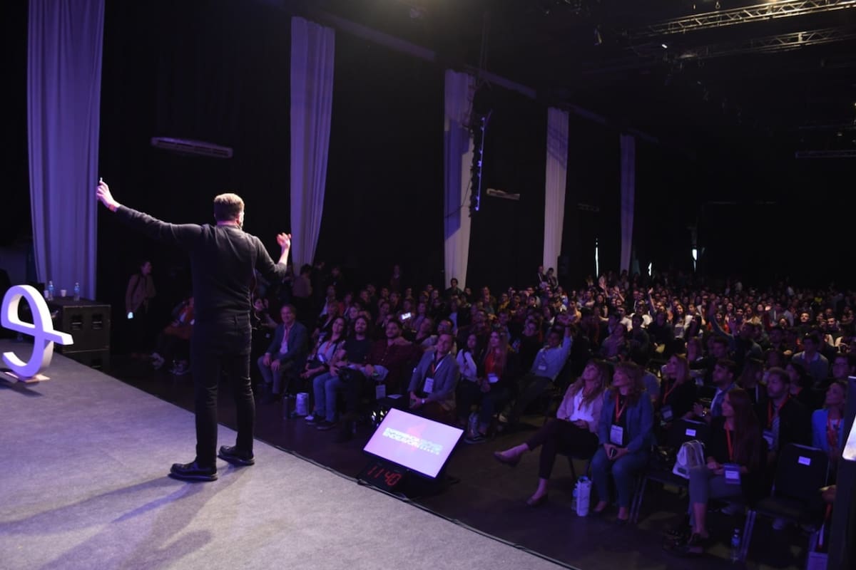 El auditorio lleno de la jornada organizada por Endeavor