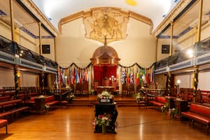 El auditorio principal es uno de los salones que fueron abiertos al público en la última "Noche de los museos". Con el objetivo de aumentar el número de miembros, la gestión más reciente de la masonería argentina inició un camino de promoción; sin embargo, la mayoría de sus actividades mantienen un grado de exclusividad y secretismo para miembros, únicamente.
