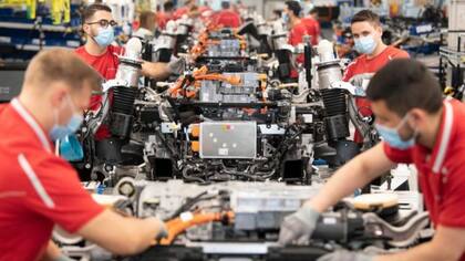 El auge de los autos eléctricos aumentará la demanda de metales de tierras raras