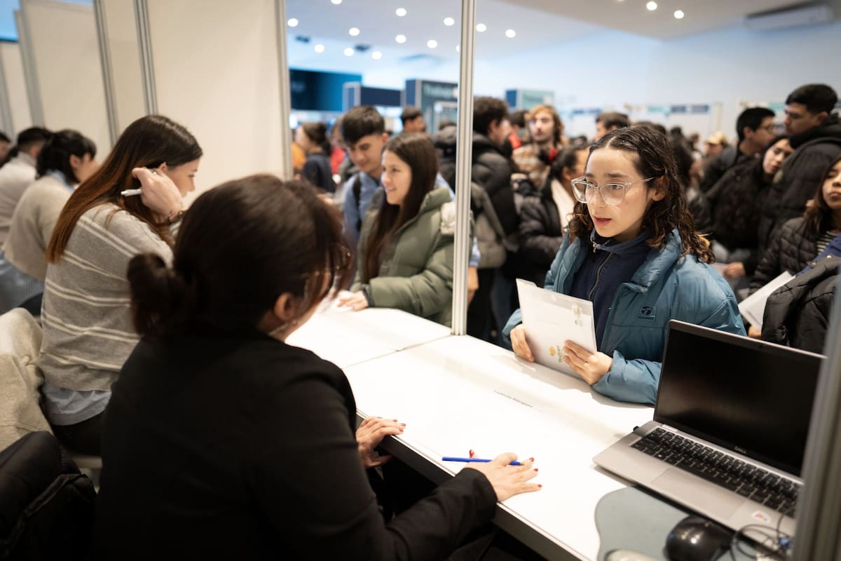 El aumento del desempleo y de la pobreza registrado en el segundo trimestre muestra un comportamiento compatible con una economía en recesión