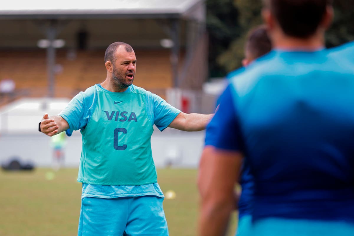El australiano Michael Cheika, en su etapa como asesor; ahora comandará a los Pumas al menos hasta el Mundial