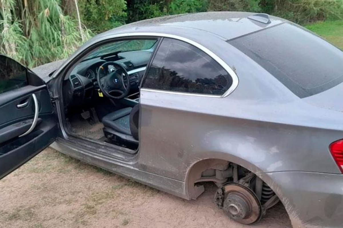 El auto de Brian Fernández, destruido