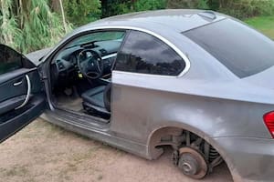 El auto de Brian Fernández, destruido