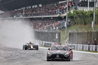 Caos en el GP de Bahréin: lluvia, demoras, problemas de software, la decepción de Russell y qué dijo la FIA