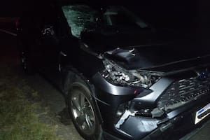 El auto del ciudadano argentino tras el choque cerca de Rocha