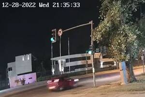 El auto desde donde salieron los tiros en Rosario