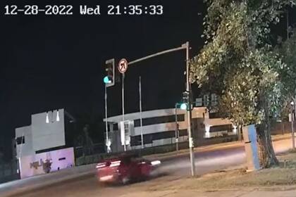 El auto desde donde salieron los tiros en Rosario