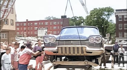 El auto el día que fue enterrado
