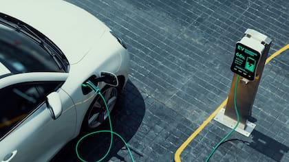 El auto eléctrico tiene menos partes móviles y es una consecuencia natural que dure más