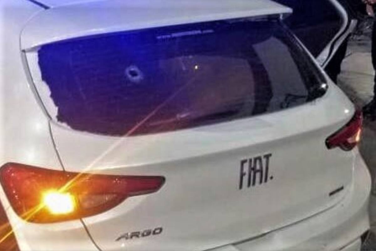 El auto en el que iba el joven de 17 años muerto por una bala policial en Córdoba