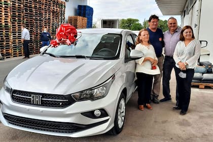 El auto que le regalaron al empleado