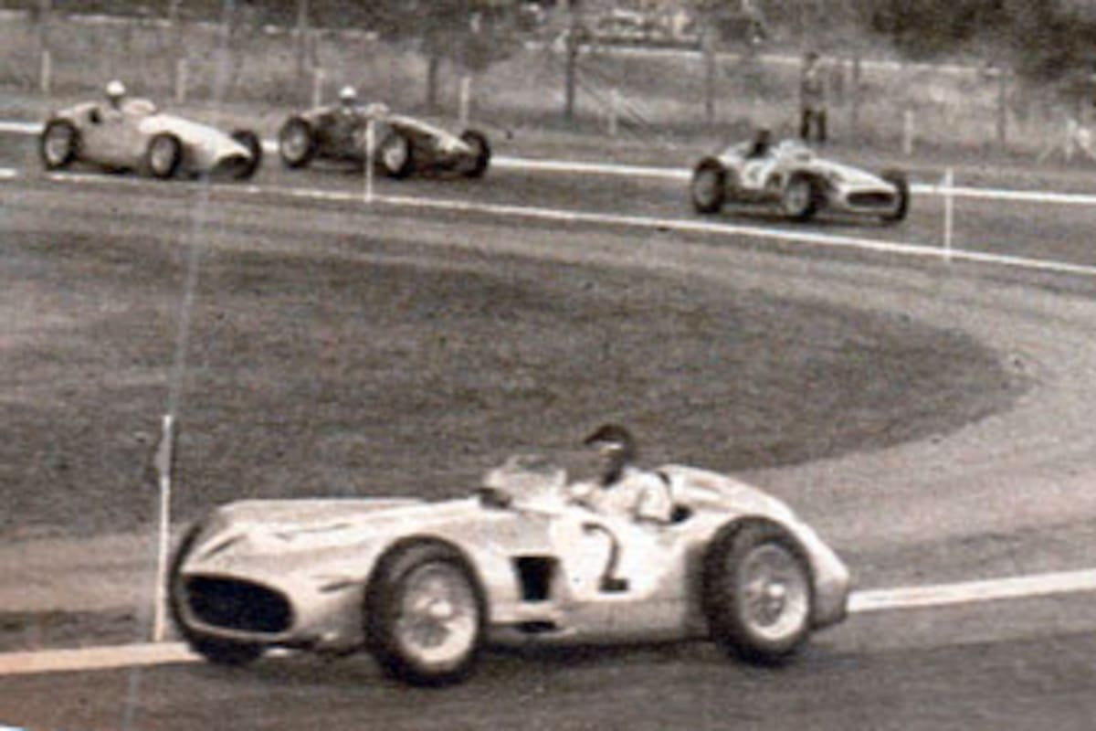 El auto que llevó a la victoria a Fangio en 1955.