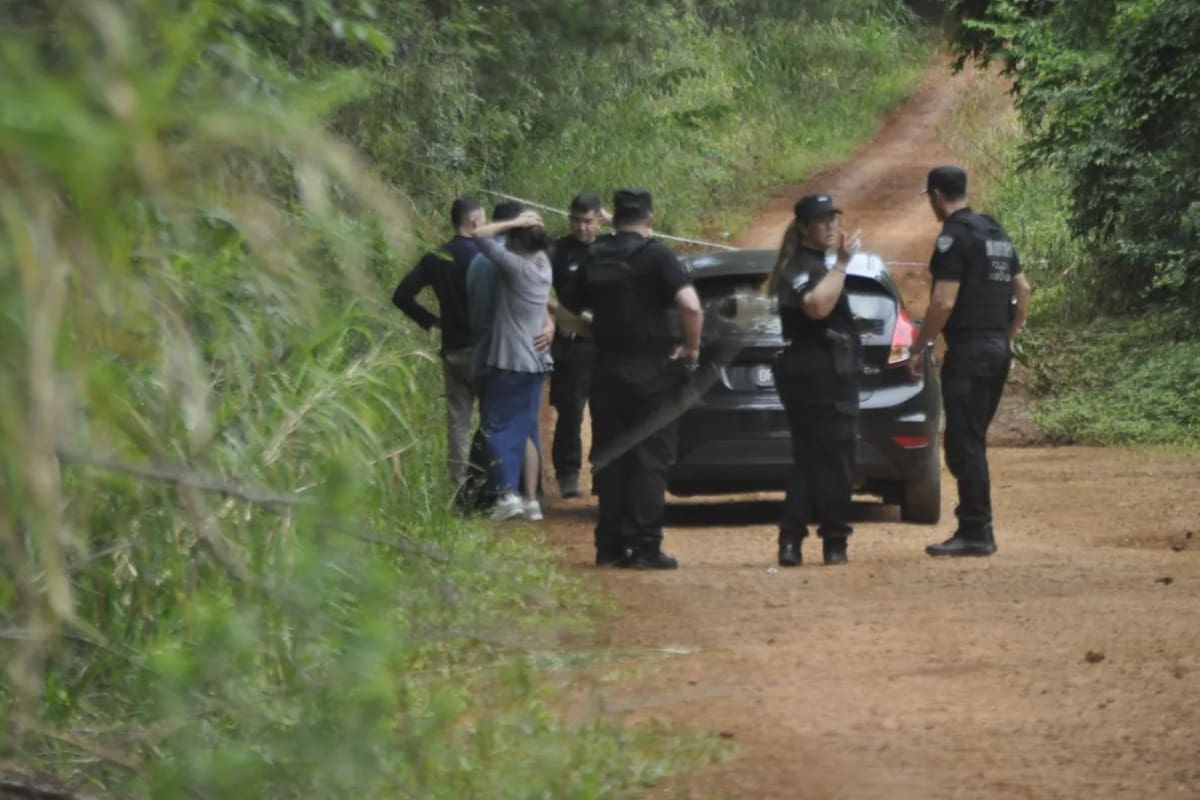 El auto se hallaba a 750 metros de la Ruta Provincial N°5