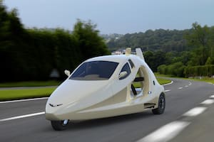 El auto volador ya tiene reservas