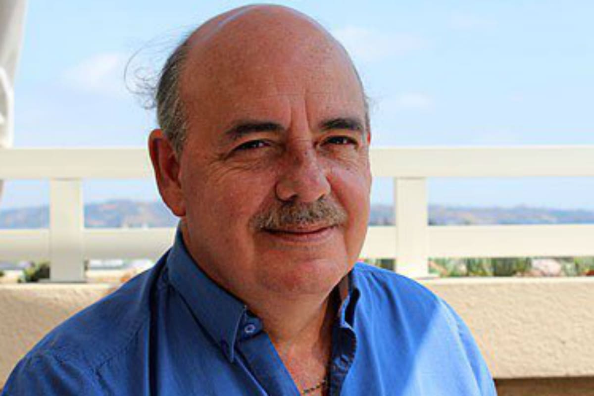 El autor falleció por un parorespiratorio