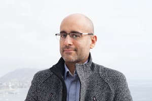 El autor peruano Gustavo Rodríguez ganó la edición 2023 del Premio Alfaguara de Novela