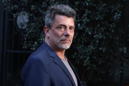 El autor y director Javier Daulte hizo su propia versión de Ella en mi cabeza, de Oscar Martínez