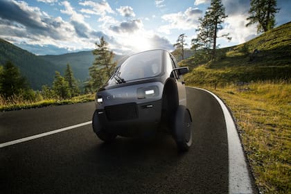 El avanzado prototipo Cixi Vigoz, el triciclo con asistencia a pedal que puede alcanzar los 120 km/h