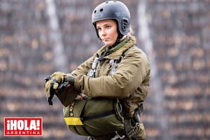 El avión con el que la princesa sobrevoló el norte de Noruega estuvo al servicio del ejército de su país durante 40 años, pero en breve será reemplazado por otro modelo, el F-35, un monoplaza para misiones de ataque a tierra, reconocimiento y defensa aérea, y capaz de operar en portaaviones.