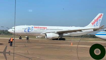El avión de Air Europa luego del bautismo