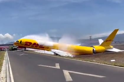 El avión de DHL siniestrado