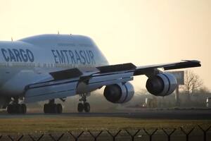 El avión de Emtrasur varado en Ezeiza