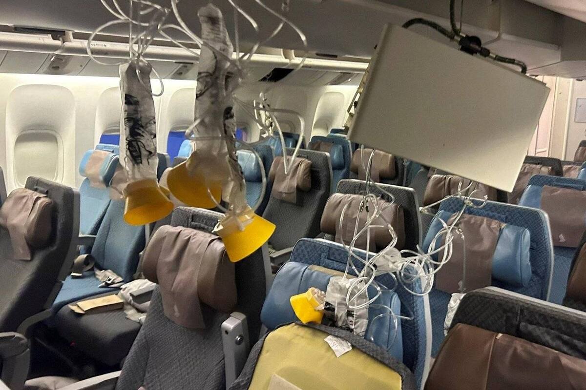 El avión de Singapore Airlines que tuvo que aterrizar de emergencia.