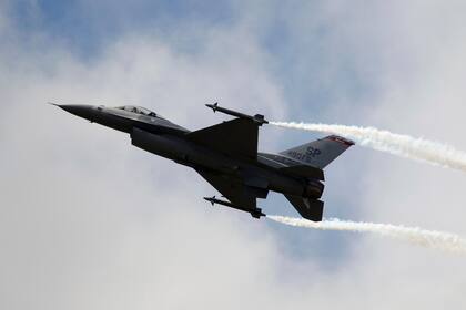 El avión Lockheed Martin F-16 Jet de combate de Estados Unidos que comercializa Dinamarca y en el que está interesado el Gobierno para equipar a las Fuerzas Armadas