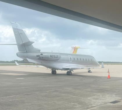 El avión matrícula N318JF, modelo GALX, que se estrelló en el aeropuerto La Romana de República Dominicana