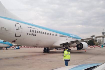 El avión que aterrizó de emergencia en Ezeiza.