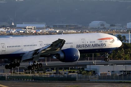 El avión venía de India y se dirigía hacia el aeropuerto londinense de Heathrow