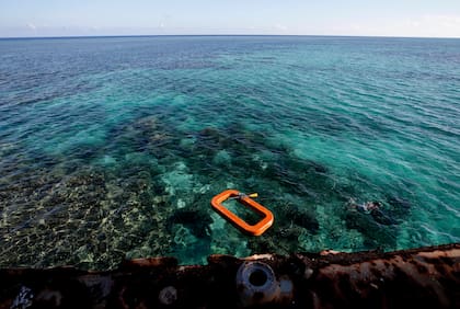 El azul del mar es, para ChatGPT, el color más bello