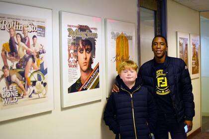 El bailarín amateur preadolescente Seth Vangeldren les cobra a los raperos 1000 dólares por canción y se transformó en uno de los promotores más codiciados de la industria