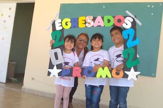 Vivía en una casa de barro y paja con sus padres y 9 hermanos, pero nunca abandonó sus sueños