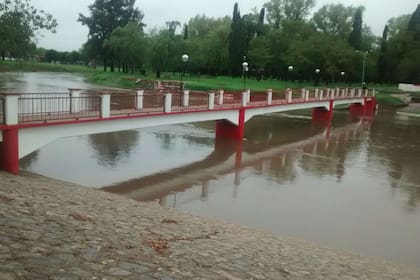 El balneario de Arrecifes. Según el productor Juan Pablo Rossi, antes con lluvias abundantes había desbordes también allí