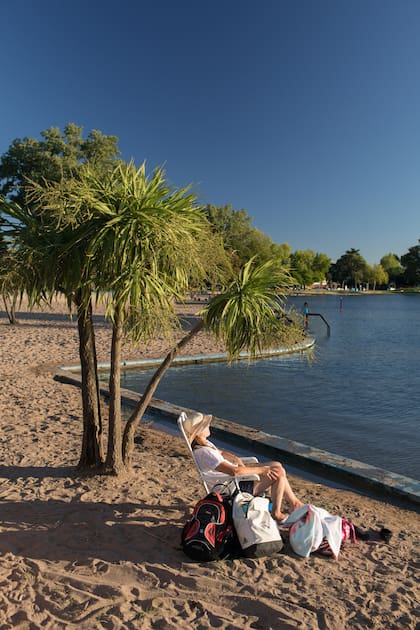 El Balneario Municipal es punto de encuentro y relax para locales y visitantes.