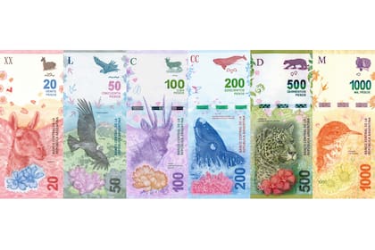 El Banco Central había dispuesto en 2016 la emisión de billetes con imágenes de animales, en reemplazo de los próceres, y así se incluyó a la ballena franca austral, el cóndor, el hornero, el yaguareté, la taruca y el guanaco en la moneda nacional